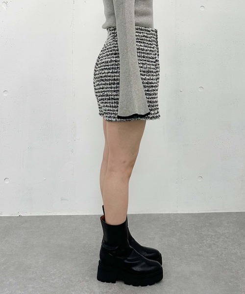 archives（アルシーヴ）の「ラメフリンジツイードショートパンツ（その他パンツ・レディース・オフホワイト/ホワイト×ブラック/ブラック・MEDIUM）」の17枚目の写真