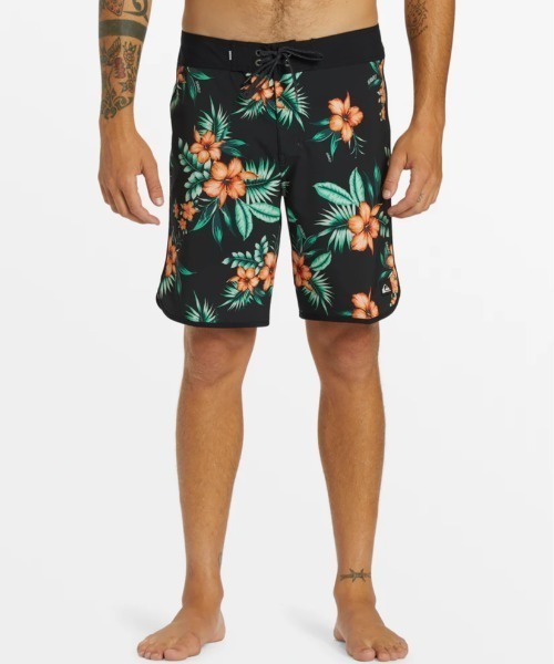 【セール】SURFSILK HAWAII SHOR/クイックシルバー総柄ボードショーツ・サーフトランクス(水着)（水着）｜Quiksilver（クイックシルバー）