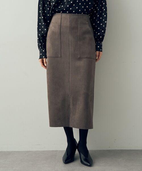 YECCA VECCA（イェッカヴェッカ）の「ハイウエストフェイクスエードスカート（スカート・レディース・グリーン/ライトベージュ/ラベンダー/チャコールグレー・M/S）」の2枚目の写真