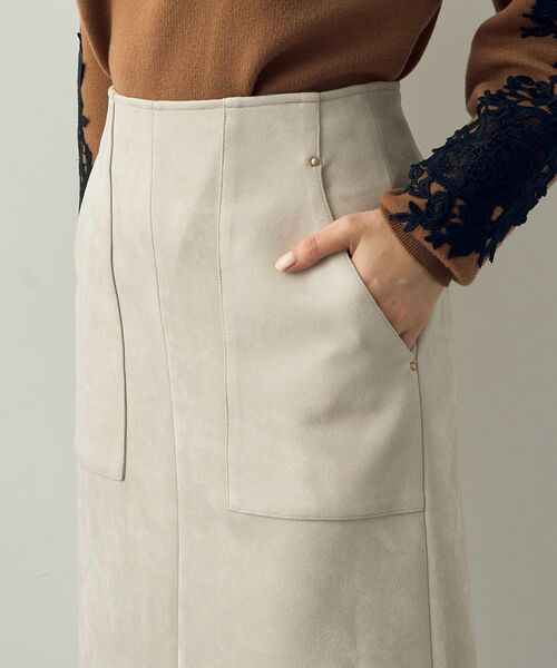 YECCA VECCA（イェッカヴェッカ）の「ハイウエストフェイクスエードスカート（スカート・レディース・グリーン/ライトベージュ/ラベンダー/チャコールグレー・M/S）」の14枚目の写真