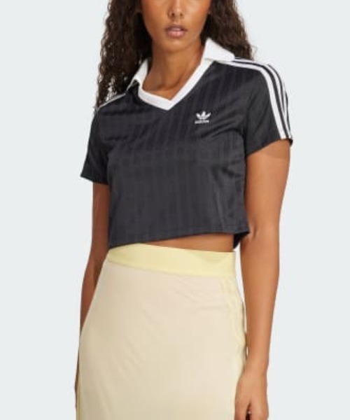 adidas（アディダス）の「adidas ORI V-NECK POLO JD2606（ポロシャツ