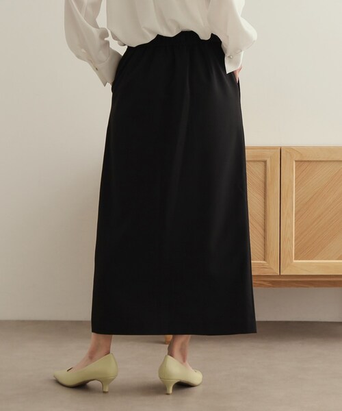 OPAQUE.CLIP（オペークドットクリップ）の「ストレッチイージーナロースカート【洗濯機洗い可】（スカート・レディース・ブラック/グレー/ベージュ・36/38/40/42）」の4枚目の写真