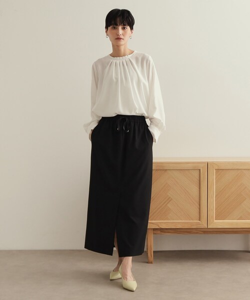 OPAQUE.CLIP（オペークドットクリップ）の「ストレッチイージーナロースカート【洗濯機洗い可】（スカート・レディース・ブラック/グレー/ベージュ・36/38/40/42）」の5枚目の写真