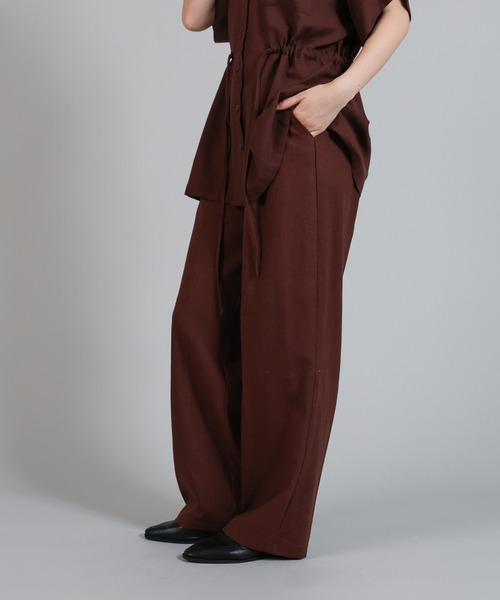 select MOCA Et(セレクトモカエト)の「【Et】Linen Mix Tuck Wide Pants【セットアップ可】(スラックス・レディース・ブラウン/ベージュ/チャコール・LARGE/MEDIUM)」の21枚目の写真