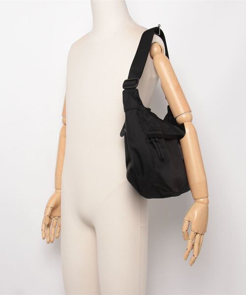 GREGORY(グレゴリー)の「サッチェルM SATCHEL M V3 コーデュラバリスティックブラック(ショルダーバッグ・メンズ・ブラック・ONE SIZE)」の2枚目の写真