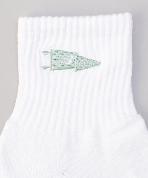 NEW BALANCE（ニューバランス）の「【New Balance】アンクル丈 刺繍入りリブソックス（お得な2足セット）（ソックス/靴下・レディース・ホワイト・M）」の2枚目の写真