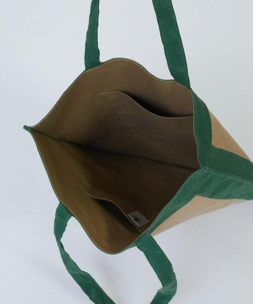 LOISIR(ロワズィール)の「額縁トートバッグ(トートバッグ・レディース・ブラック/グリーン・FREE)」の8枚目の写真