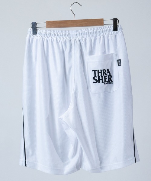 THRASHER（スラッシャー）の「【at】〔THRASHER/スラッシャー〕GAME SHORTS ファイアーパターンロゴ パイピング ゲームショーツ（その他パンツ・メンズ・ホワイト/グリーン/ブラック・MEDIUM/LARGE）」の4枚目の写真