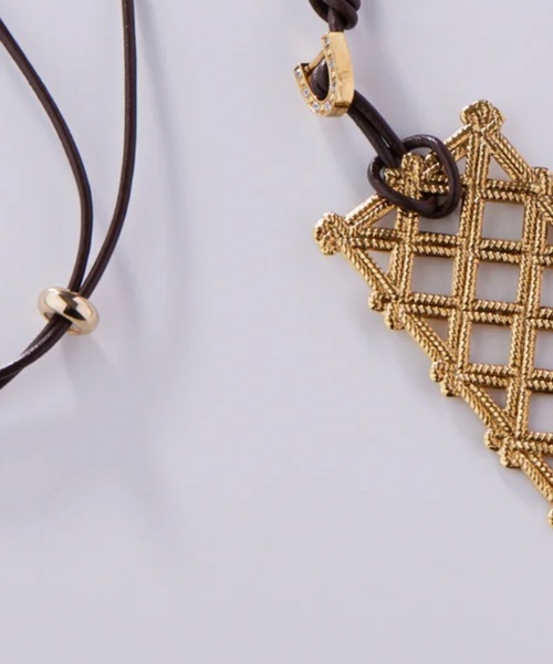 ADER(アデル)の「VINTAGE METAL mesh pendant(ネックレス・レディース・ゴールド・フリー)」の3枚目の写真