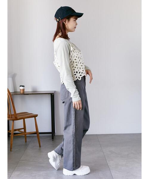 ehka sopo（エヘカソポ）の「サイドラインパンツ（その他パンツ・レディース・チャコールグレー/ブルー/ベージュ・F）」の17枚目の写真