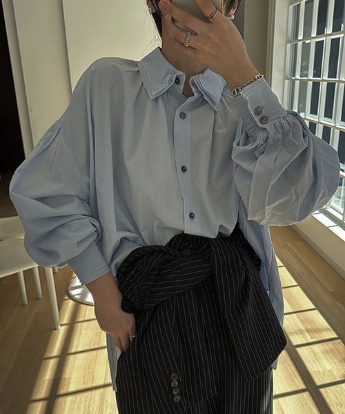 WILLFULLY（ウィルフリー）の「collar & cuffs triple layered over SH（シャツ/ブラウス・レディース・ピンク/ホワイト/イエロー系/サックスブルー・FREE）」の3枚目の写真