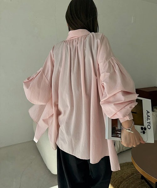 WILLFULLY（ウィルフリー）の「collar & cuffs triple layered over SH（シャツ/ブラウス・レディース・ピンク/ホワイト/イエロー系/サックスブルー・FREE）」の5枚目の写真