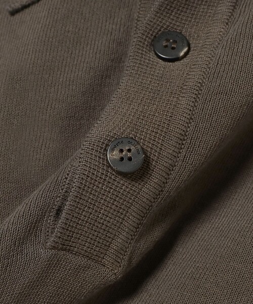 ROBERTO COLLINA（ロベルトコリーナ）の「ROBERTO COLLINA / コットン ニットポロシャツ（ポロシャツ・メンズ・ネイビー/ダークブラウン/ブラック・50 8R/46 8R/52 8R/48 8R）」の19枚目の写真