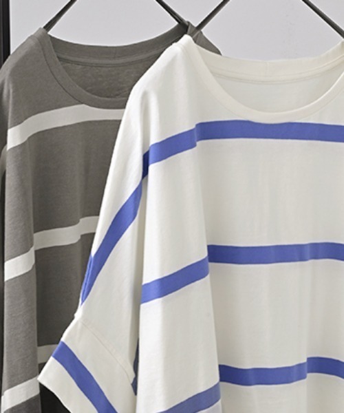 HUG.U(ハグユー)の「変形シルエット ボーダーTシャツ(Tシャツ/カットソー・レディース・ホワイト系その他/ブラック/ダークグレー/ホワイト・FREE)」の15枚目の写真