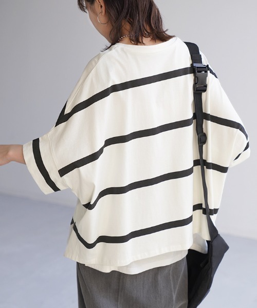 HUG.U(ハグユー)の「変形シルエット ボーダーTシャツ(Tシャツ/カットソー・レディース・ホワイト系その他/ブラック/ダークグレー/ホワイト・FREE)」の9枚目の写真