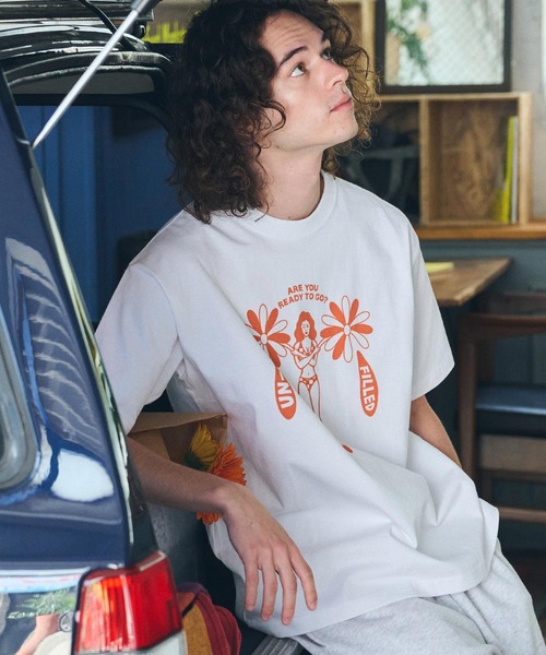 UN-FILLED（アンフィルド）の「mt9705- GERBERA GRID GIRL HEAVY WEIGHT T-SHIRT Tシャツ（Tシャツ/カットソー・メンズ・ホワイト/サンドベージュ・M/L/XL）」の5枚目の写真