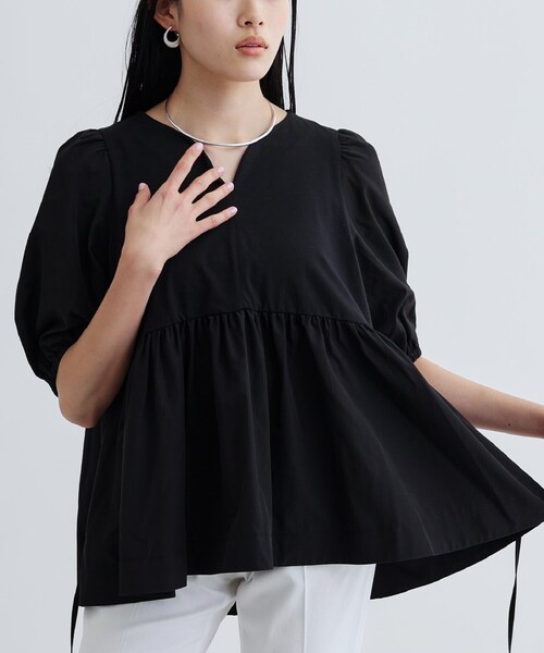 GALLEST（ギャレスト）の「ハートネックペプラムカットソー（Tシャツ/カットソー・レディース・ホワイト/ブラック/ライトブルー・38）」の7枚目の写真