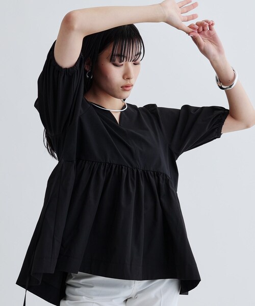 GALLEST（ギャレスト）の「ハートネックペプラムカットソー（Tシャツ/カットソー・レディース・ホワイト/ブラック/ライトブルー・38）」の8枚目の写真