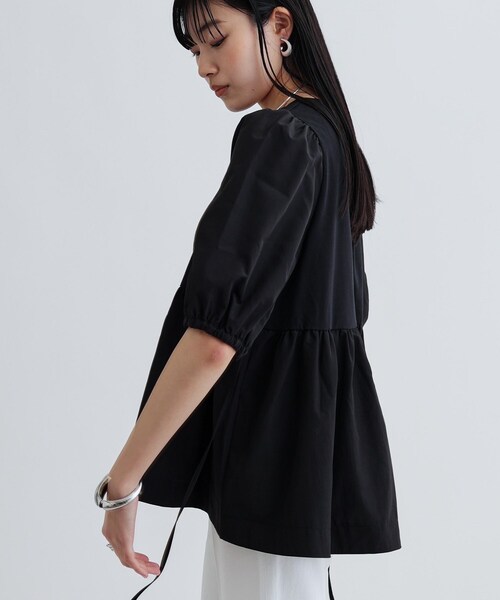 GALLEST（ギャレスト）の「ハートネックペプラムカットソー（Tシャツ/カットソー・レディース・ホワイト/ブラック/ライトブルー・38）」の9枚目の写真