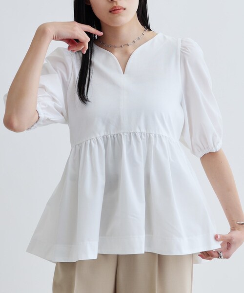 GALLEST（ギャレスト）の「ハートネックペプラムカットソー（Tシャツ/カットソー・レディース・ホワイト/ブラック/ライトブルー・38）」の15枚目の写真