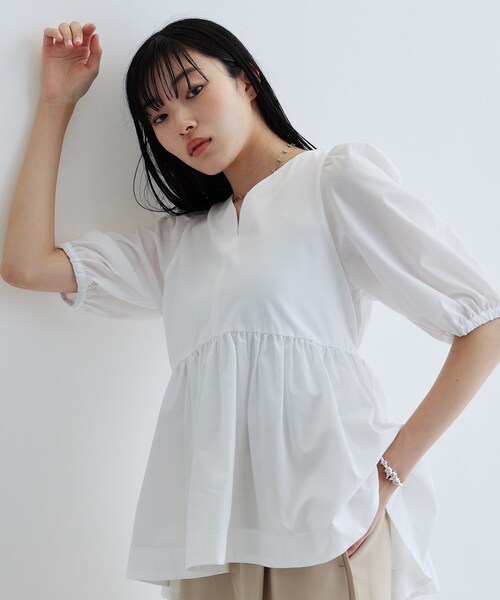 GALLEST（ギャレスト）の「ハートネックペプラムカットソー（Tシャツ/カットソー・レディース・ホワイト/ブラック/ライトブルー・38）」の22枚目の写真