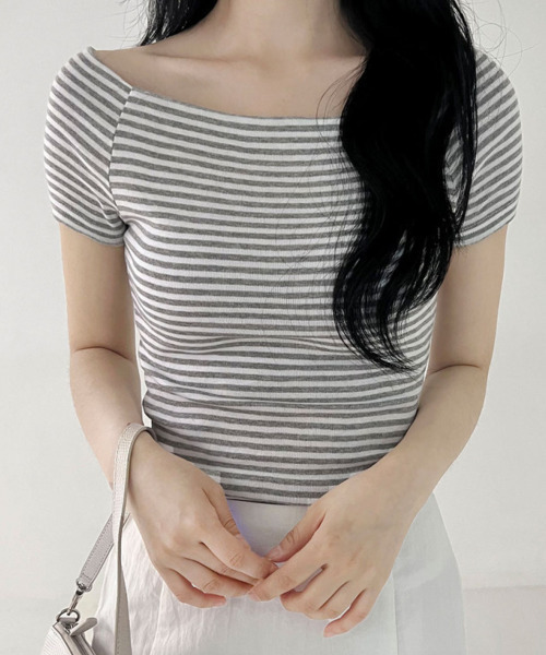 VIVID LADY（ビビッドレディー）の「ボーダー オフショルダー 半袖 Tシャツ（Tシャツ/カットソー・レディース・ブラック/グレー・FREE）」の16枚目の写真