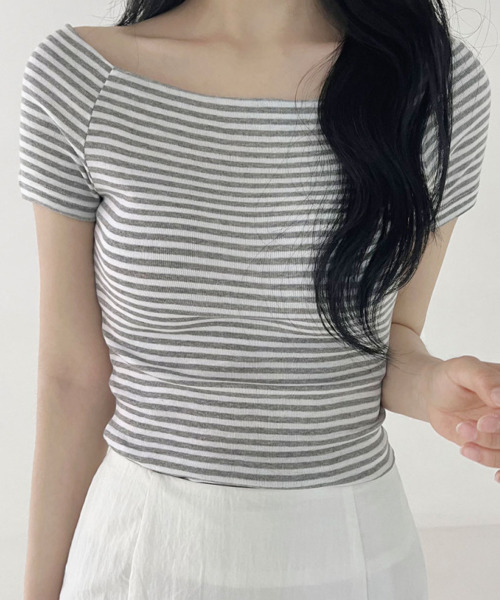 VIVID LADY（ビビッドレディー）の「ボーダー オフショルダー 半袖 Tシャツ（Tシャツ/カットソー・レディース・ブラック/グレー・FREE）」の17枚目の写真