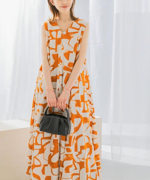 URBAN RESEARCH ROSSO WOMEN（アーバンリサーチ　ロッソ）の「サマープリントワンピース（ワンピース・レディース・オレンジ/ブラウン・FREE）」の3枚目の写真