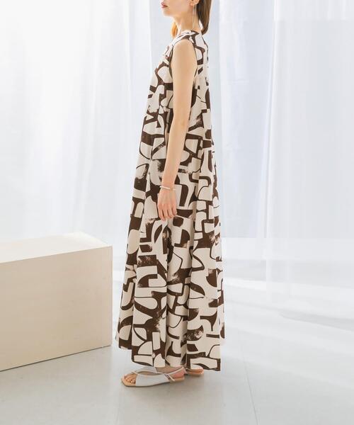 URBAN RESEARCH ROSSO WOMEN（アーバンリサーチ　ロッソ）の「サマープリントワンピース（ワンピース・レディース・オレンジ/ブラウン・FREE）」の13枚目の写真