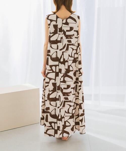 URBAN RESEARCH ROSSO WOMEN（アーバンリサーチ　ロッソ）の「サマープリントワンピース（ワンピース・レディース・オレンジ/ブラウン・FREE）」の14枚目の写真