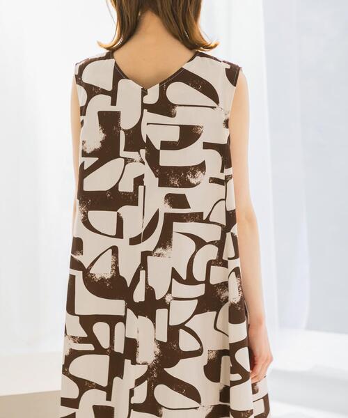 URBAN RESEARCH ROSSO WOMEN（アーバンリサーチ　ロッソ）の「サマープリントワンピース（ワンピース・レディース・オレンジ/ブラウン・FREE）」の19枚目の写真