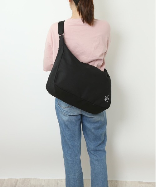 KANGOL（カンゴール）の「KANGOL KGC-1 ショルダーバッグ（ショルダーバッグ・レディース・ブラック/ベージュ・FREE）」の5枚目の写真