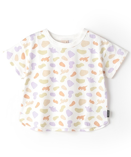 petit main(プティマイン)の「【GOODPRICE冷感】総柄半袖Tシャツ(Tシャツ/カットソー・キッズ・オフホワイト/チャコール/オレンジ/ベージュ・90cm/120cm/80cm/130cm/100cm/110cm)」の4枚目の写真