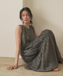 Audrey and John Wad（オードリーアンドジョンワッド）の「バルーンシルエットシアーチェックワンピース（ワンピース）」