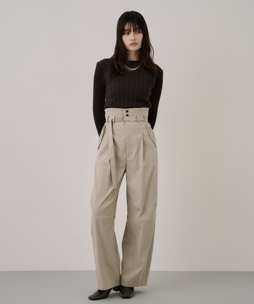 UNITED TOKYO（ユナイテッドトウキョウ）の「ニーコンバージョンパンツ｜ウォッシャブル/ストレッチ/UVカット/撥水/春服（その他パンツ・レディース・アイボリー/ブラック・1/2）」の11枚目の写真