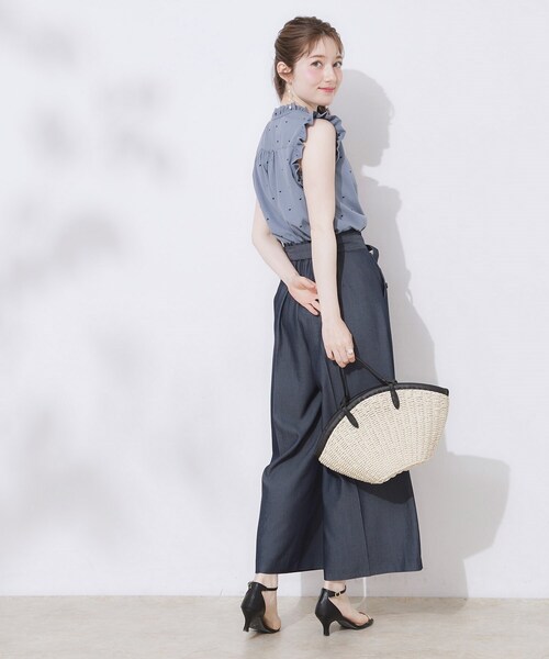 couture brooch（クチュールブローチ）の「【マシンウォッシャブル】ドット刺繍リボンデザインブラウス（シャツ/ブラウス・レディース・ブルー系5/ブラック系・38/36/42/40）」の4枚目の写真