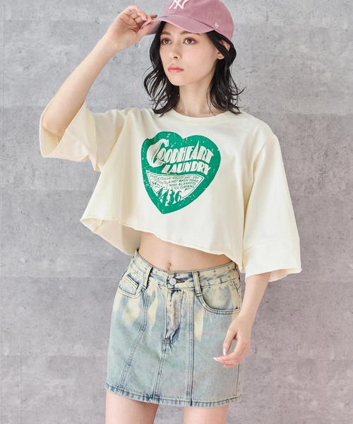 ANAP(アナップ)の「クロップド ハートロゴ Tシャツ(Tシャツ/カットソー・レディース・ホワイト/アイボリー/ブラック・FREE)」の2枚目の写真