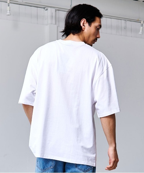 Ed Hardy(エドハーディー)の「『ED HARDY/エドハーディー』クルーネック イーグル半袖Tシャツ(Tシャツ/カットソー・メンズ・ブラック/ホワイト・L/M)」の6枚目の写真