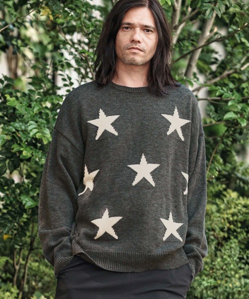 CAMBIO(カンビオ)の「mn3136- Mid Guge Star Pattern Jacquard Knit Pullover スター柄セーター(ニット/セーター・メンズ・チャコールグレー/アイボリー/ブラック/ミックスグレー・S/M/L)」の1枚目の写真