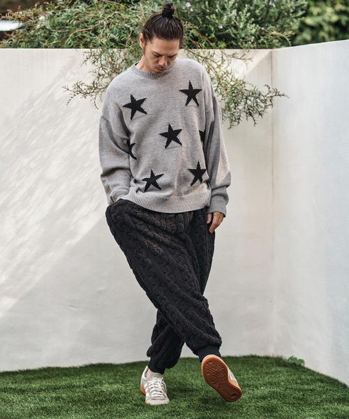 CAMBIO(カンビオ)の「mn3136- Mid Guge Star Pattern Jacquard Knit Pullover スター柄セーター(ニット/セーター・メンズ・チャコールグレー/アイボリー/ブラック/ミックスグレー・S/M/L)」の16枚目の写真