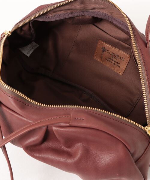 CLEDRAN(クレドラン)の「【本革 軽量】CL3848 GALE TUCK BOSTON 手提げ(ボストンバッグ・レディース・ブラック/グレー/ブラウン・FREE)」の22枚目の写真