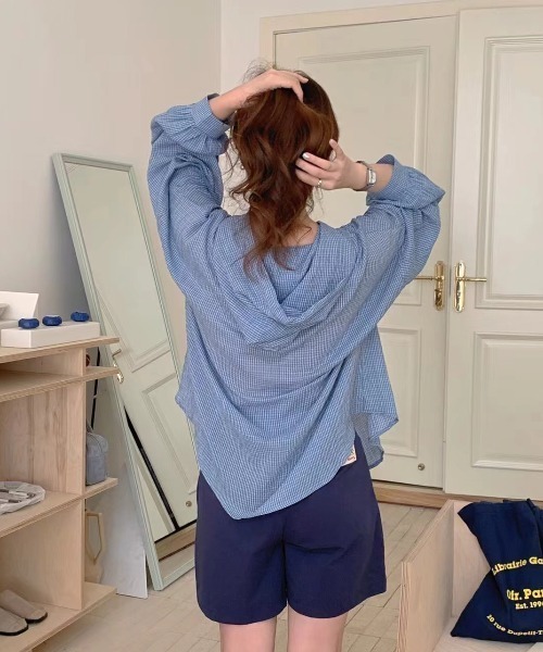 yuue' ( wear )（ユーイ）の「オーバーサイズフード付きチェックシャツ（シャツ/ブラウス・レディース・ブラック/ホワイト/ブルー・FREE）」の17枚目の写真