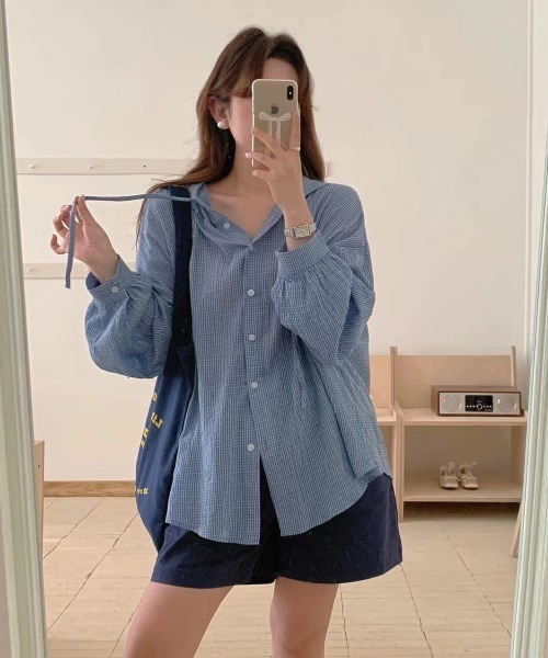 yuue' ( wear )（ユーイ）の「オーバーサイズフード付きチェックシャツ（シャツ/ブラウス・レディース・ブラック/ホワイト/ブルー・FREE）」の18枚目の写真