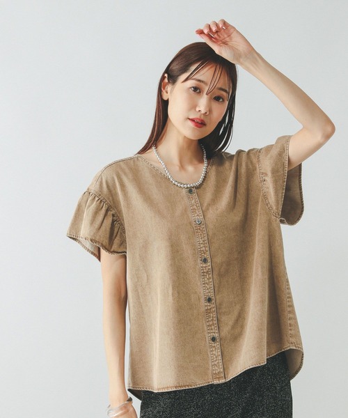 GLOBAL WORK(グローバルワーク)の「デニムフリルブラウス/571291(シャツ/ブラウス・レディース・ベージュ/ブルー・MEDIUM/LARGE)」の6枚目の写真