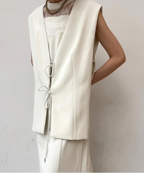 Ameri(アメリ)の「CORD VEST SET MERMAID DRESS(ドレス・レディース・ブラック/ライトブルー/アイボリー・SMALL/MEDIUM)」の6枚目の写真