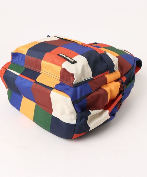 BOBO CHOSES(ボボショーズ)の「Multicolor Tiles school bag(バックパック/リュック・キッズ・マルチ・ONE SIZE)」の3枚目の写真