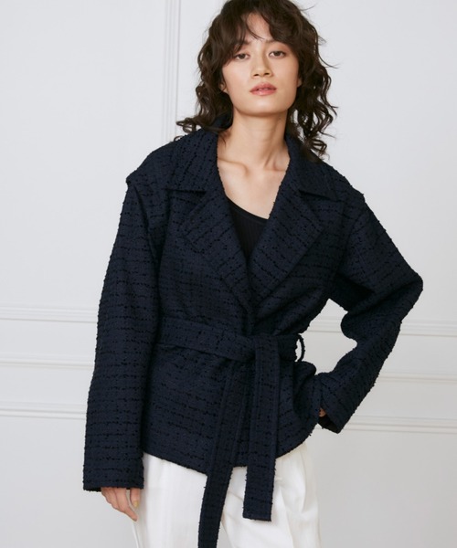 INED(イネド)の「Lanifico Camporeツイードショートコート《la veille by SUPERIOR CLOSET》(トレンチコート・レディース・グリーン系その他/ネイビー・7号/9号/11号)」の2枚目の写真