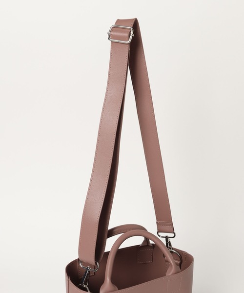 LAKOLE（ラコレ）の「2WAYハンドルミニショルダーバッグ / 577424（ショルダーバッグ・レディース・モカ/イエロー/ブラック/ブルー・FREE）」の8枚目の写真