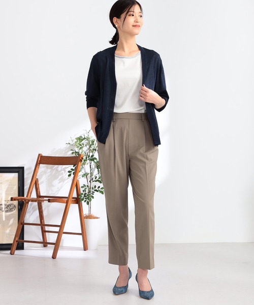 GALLORIA（ギャローリア）の「セットアップで着られる　タックテーパードパンツ（その他パンツ・レディース・モカ/チャコール・S/M/L/LL）」の6枚目の写真