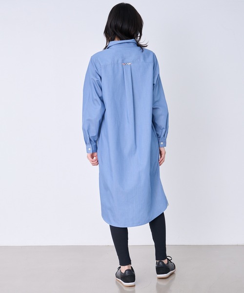 Arnold Palmer（アーノルドパーマー）の「裏ワザデニム イージーケア シャツワンピース（シャツワンピース・レディース・インディゴブルー/ライトブルー・S/L/M）」の8枚目の写真